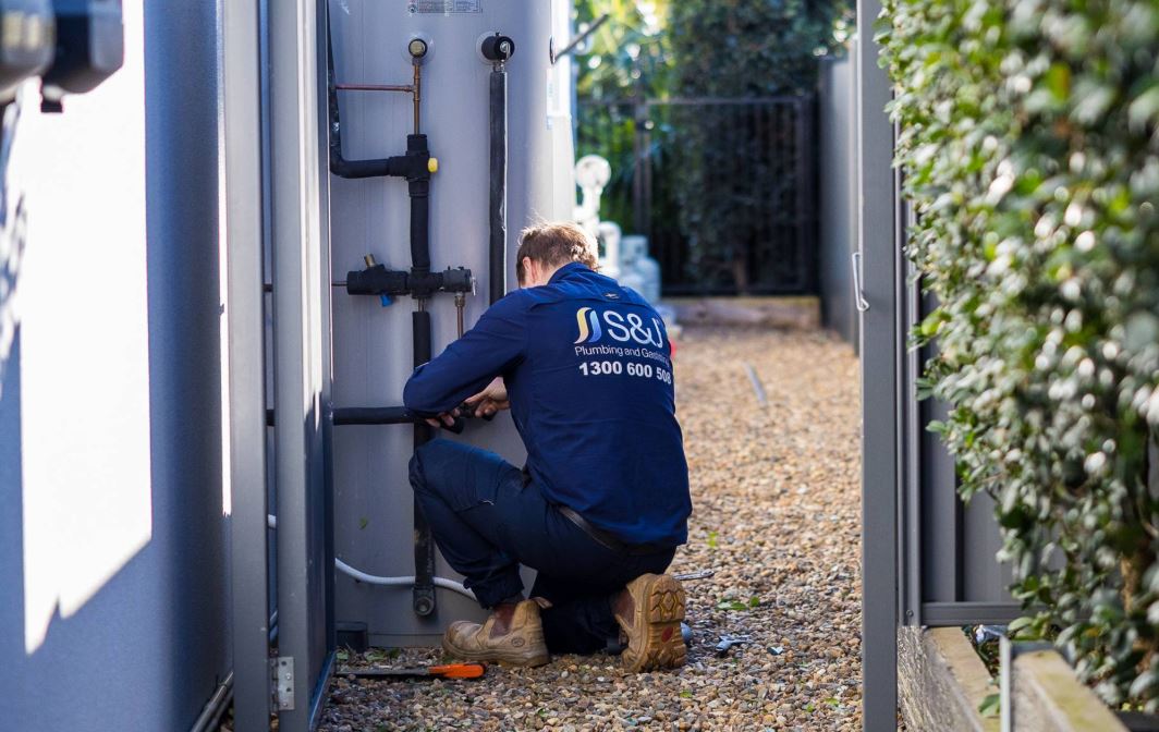brisbane-drain-cleaning-team